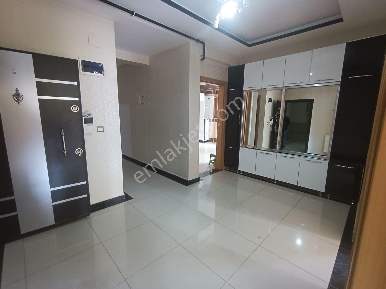 Yaşarsoy Gyo'dan Karaköprünün En Güzel Yerinde 3+1 Kiralık Daire - Görsel 10