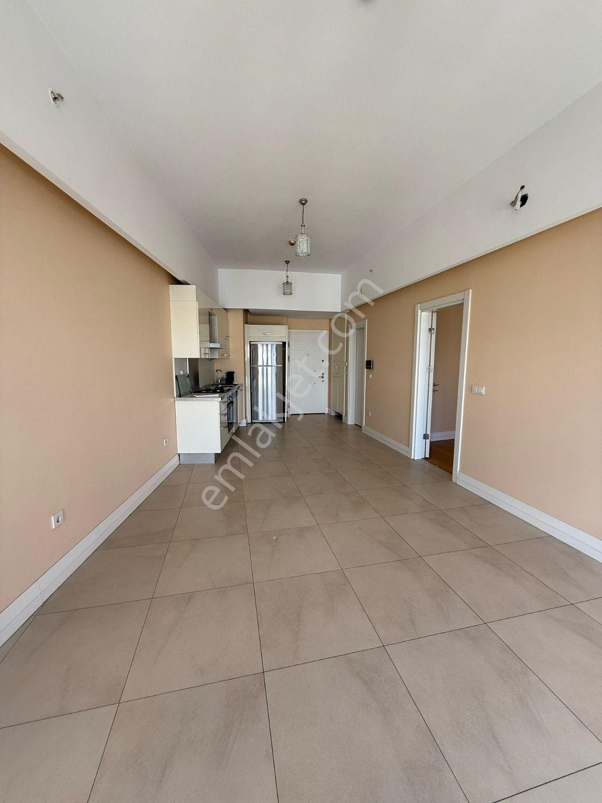 Atakent İstanbul Saraylarında Satılık 1+1 - Görsel 15