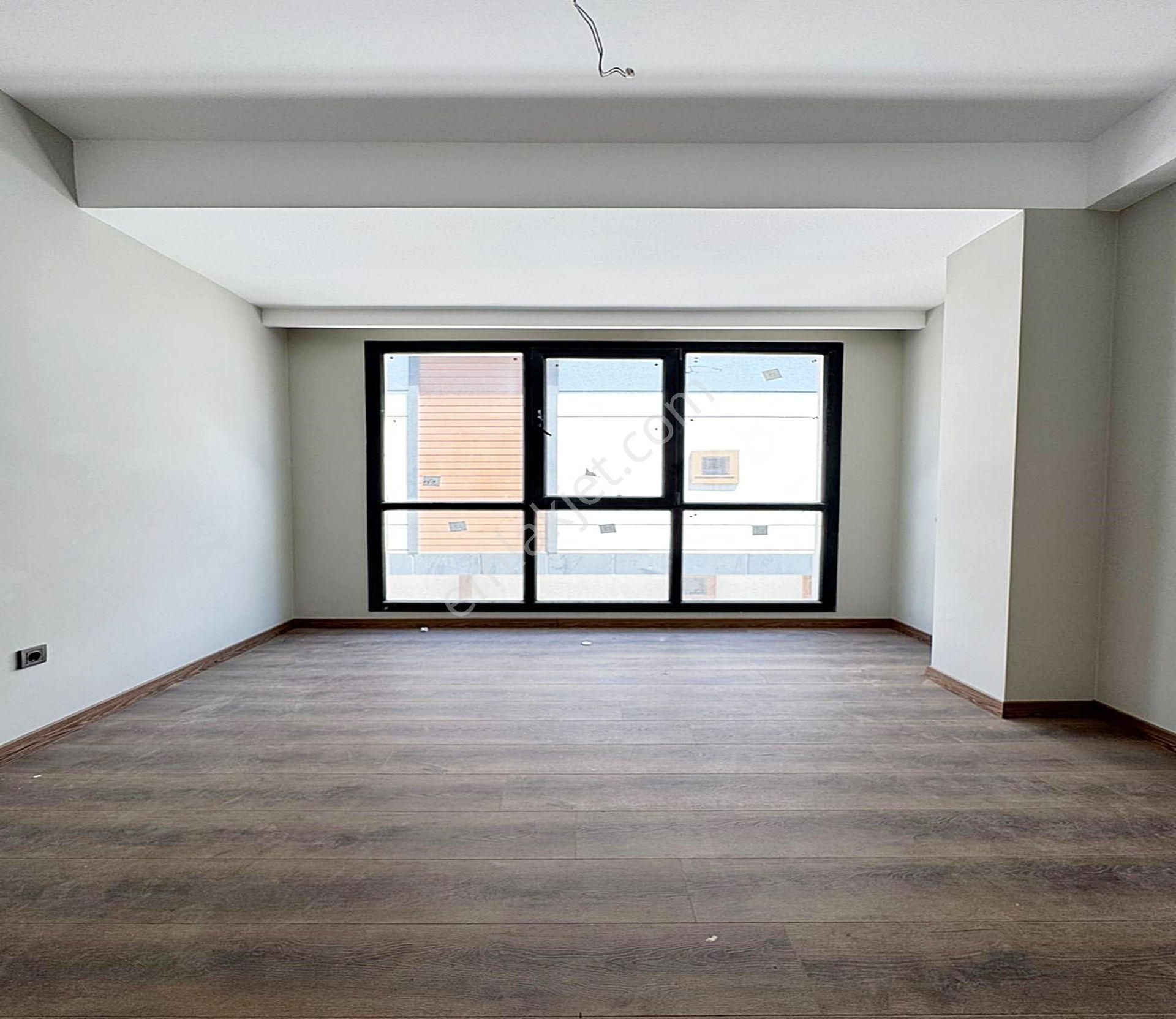 Beylikdüzü Kavaklı'da Sıfır Villa Tadında 1. Katta Satılık Daire - Görsel 5