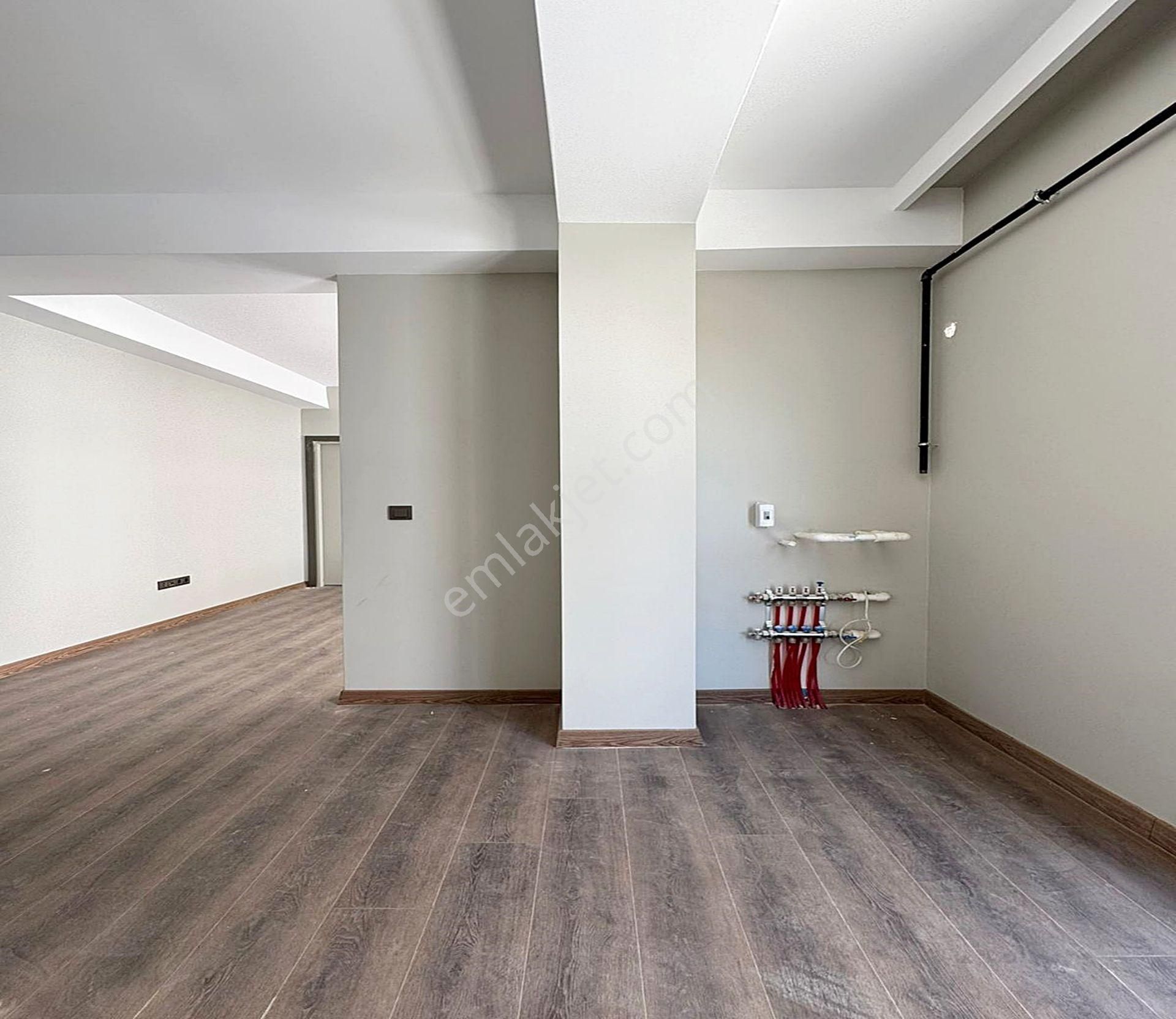 Beylikdüzü Kavaklı'da Sıfır Villa Tadında 1. Katta Satılık Daire - Görsel 11