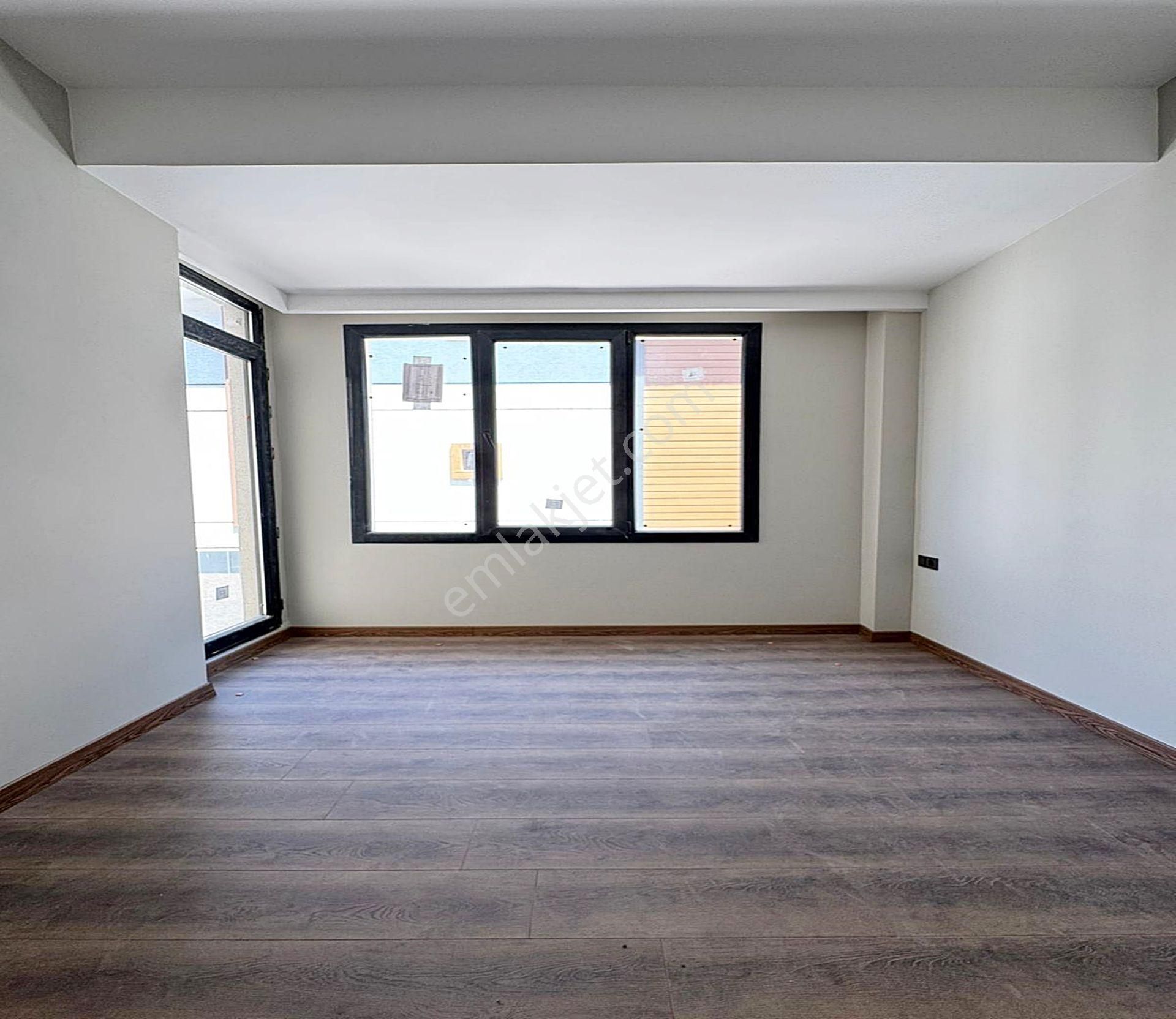 Beylikdüzü Kavaklı'da Sıfır Villa Tadında 1. Katta Satılık Daire - Görsel 17