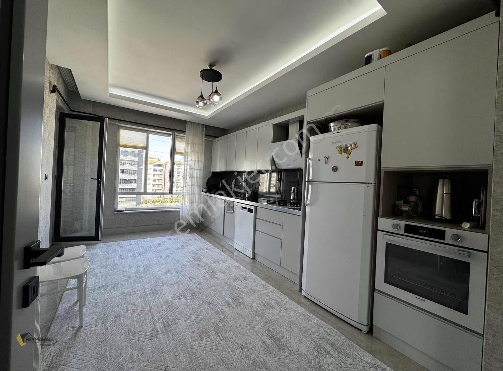 Beymahall Gyo Fıstıklık Mh Parkın Yanı Satılık 3+1 Daire - Görsel 8