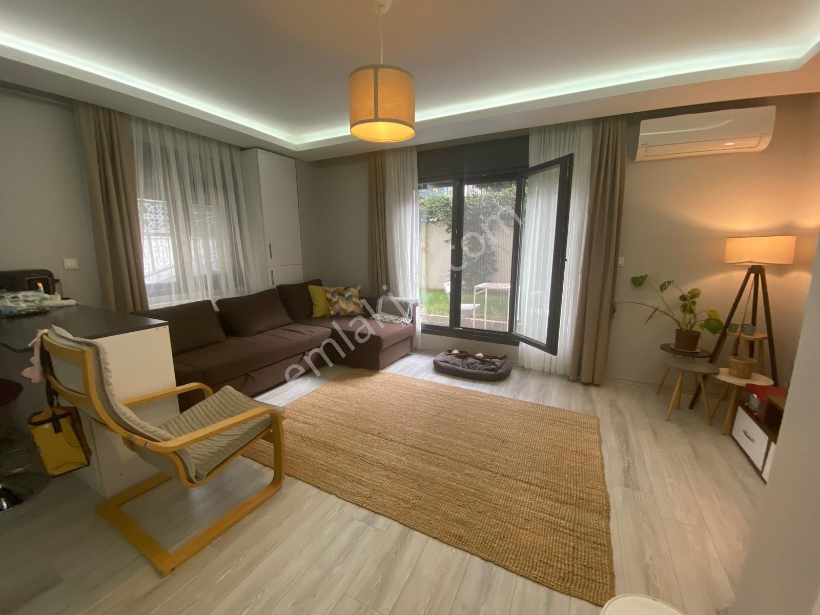 Bahçelievler Öğretmen Evi Yakını Yeni Bina Düz Giriş 2+1 Bahçe Kullanımlı, Kapalı Oto Parklı