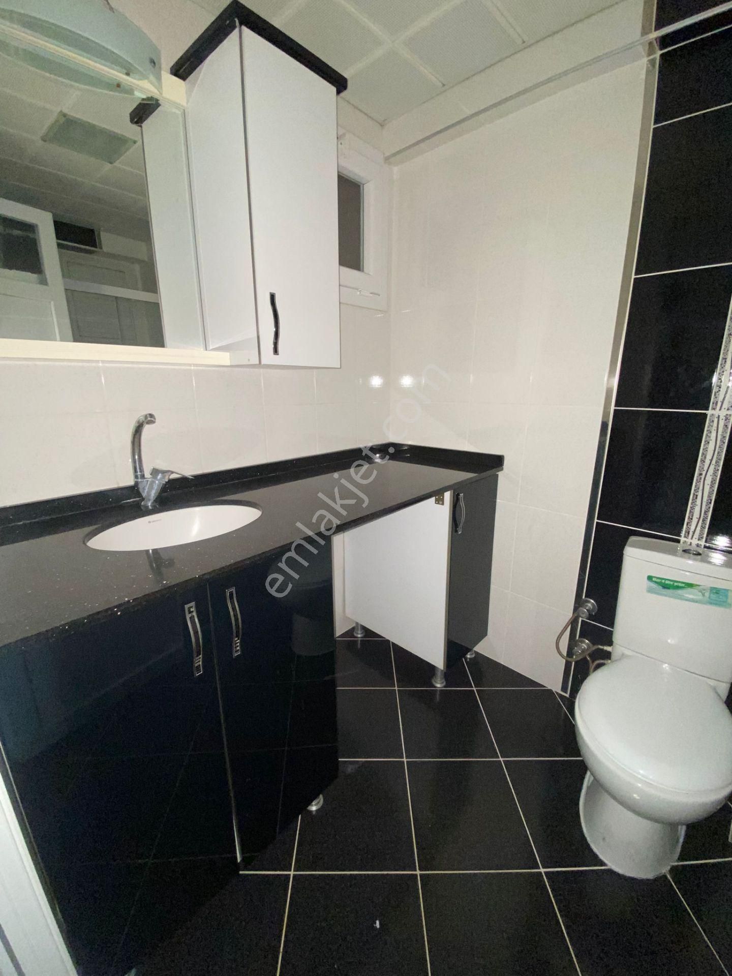 Bayraklı Osmangazi Mah.de 3+1 150m2 Dgazlı Ebebeyn Banyolu Temiz Kiralık Daire - Görsel 19