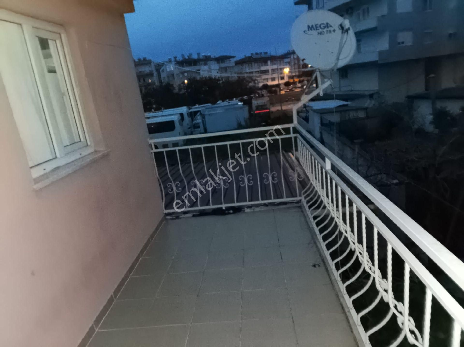 Manavgat Doğu Garajında Merkezde Eşyalı 1+1 - Görsel 13