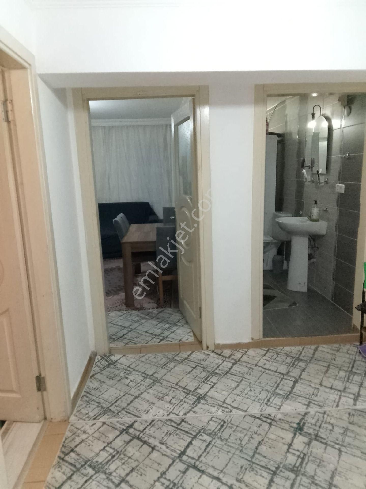 Manavgat Doğu Garajında Merkezde Eşyalı 1+1 - Görsel 4