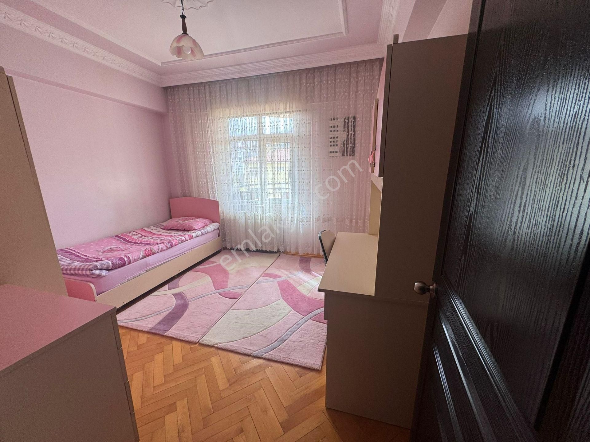 4+1 Çift Banyolu Yeşilırmak Da Ana Yol Üzerinde 3cepheli Satılık - Görsel 17