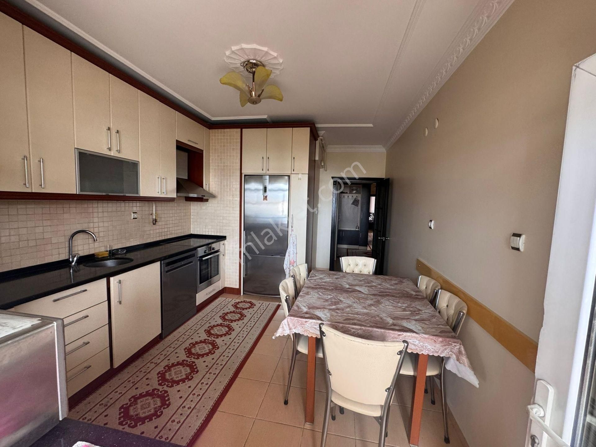 4+1 Çift Banyolu Yeşilırmak Da Ana Yol Üzerinde 3cepheli Satılık - Görsel 35