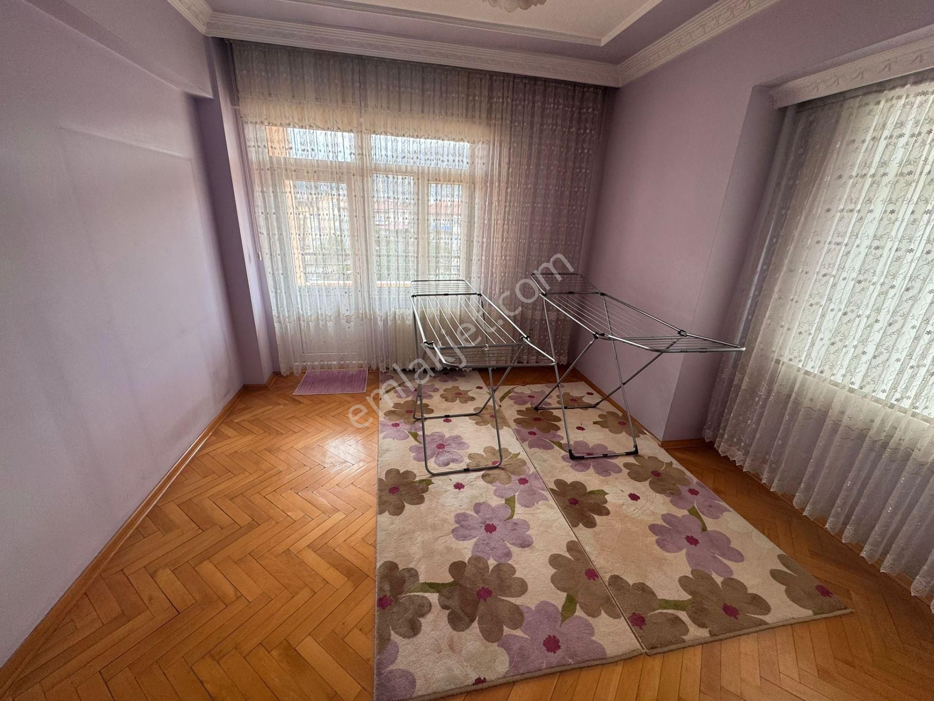 4+1 Çift Banyolu Yeşilırmak Da Ana Yol Üzerinde 3cepheli Satılık - Görsel 9