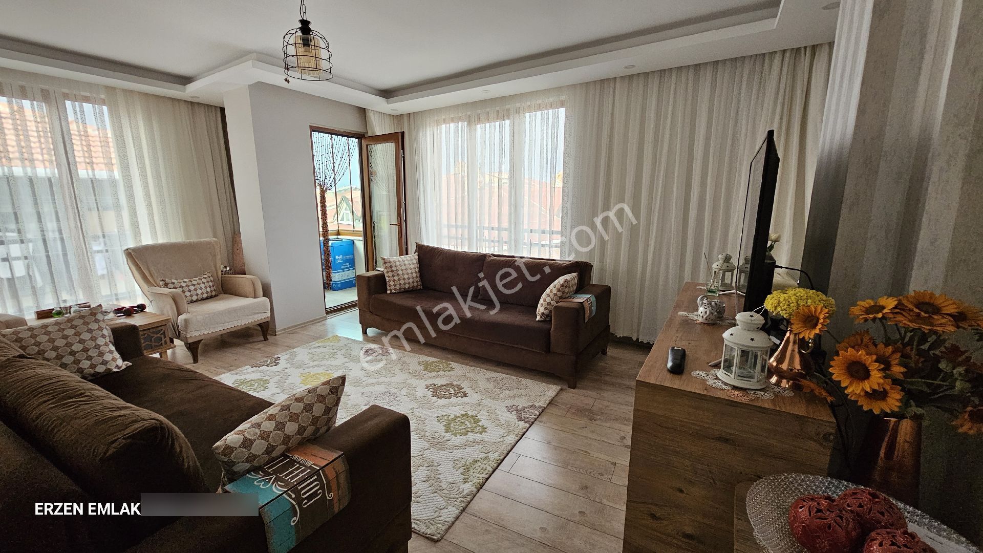 Gaziosmanpaşa Karlıtepe Akgün Sokak'ta Satılık Dubleks Daire