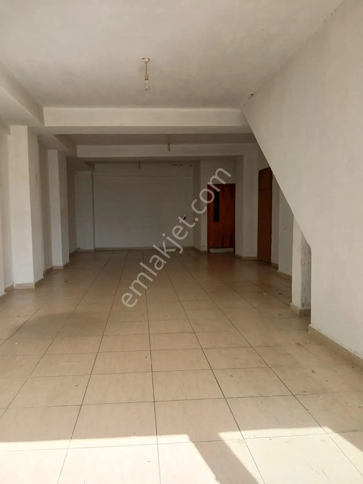 Doğugarajınayakınwcliiçitemizdepo&dükkan & Showroom - Görsel 2