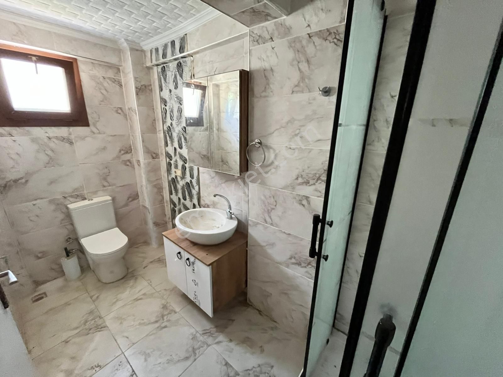 Plaja 1 Km Elit Sitede 3+1 Köşe Bahçeli 2 Banyo Masrafsız Villa - Görsel 20