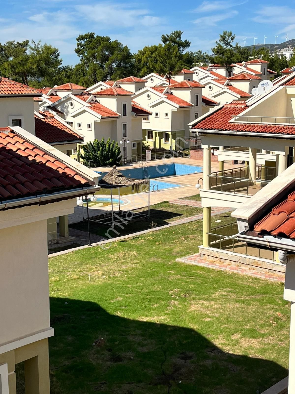 Plaja 1 Km Elit Sitede 3+1 Köşe Bahçeli 2 Banyo Masrafsız Villa - Görsel 27