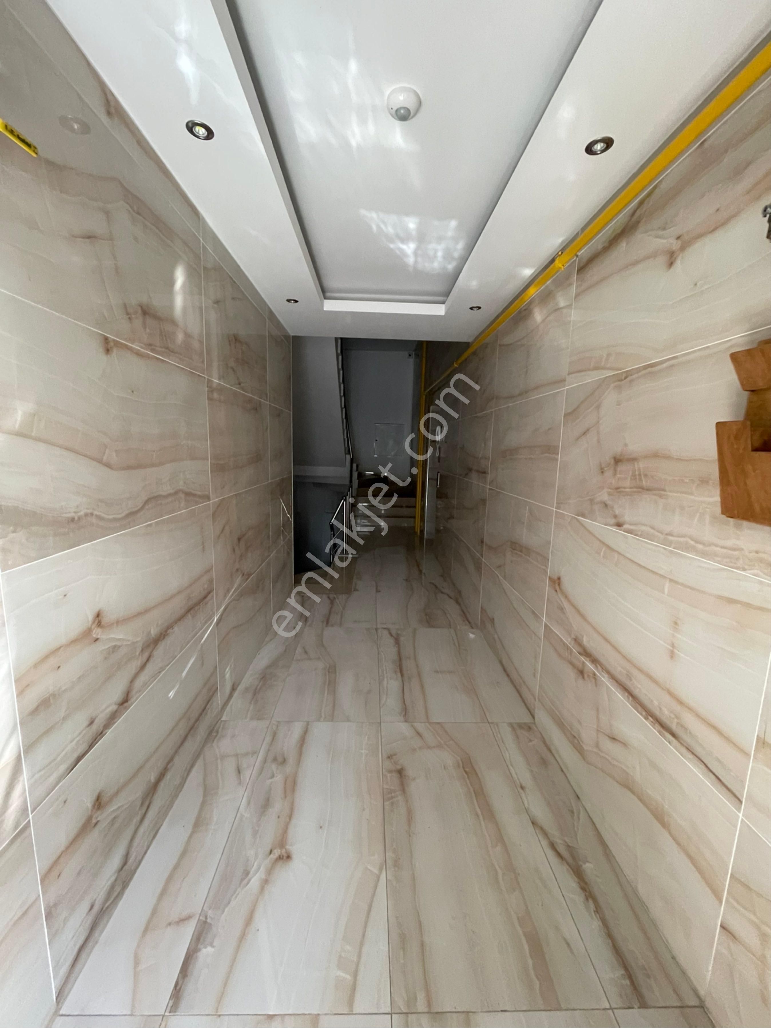 İstiklal Mahallesınde Geniş Deniz Manzaralı Satılık 3+1 Daire - Görsel 2