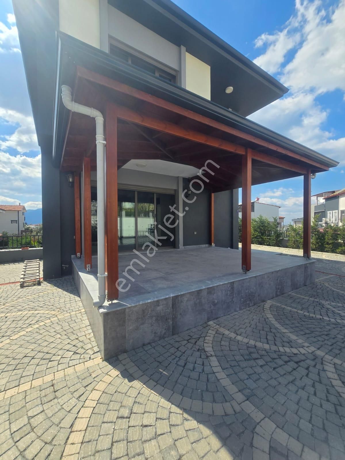 "soğucak’ta 305 M² Arsa İçinde, Konforlu Ve Müstakil 4+2 Villa" 🌟 - Görsel 2