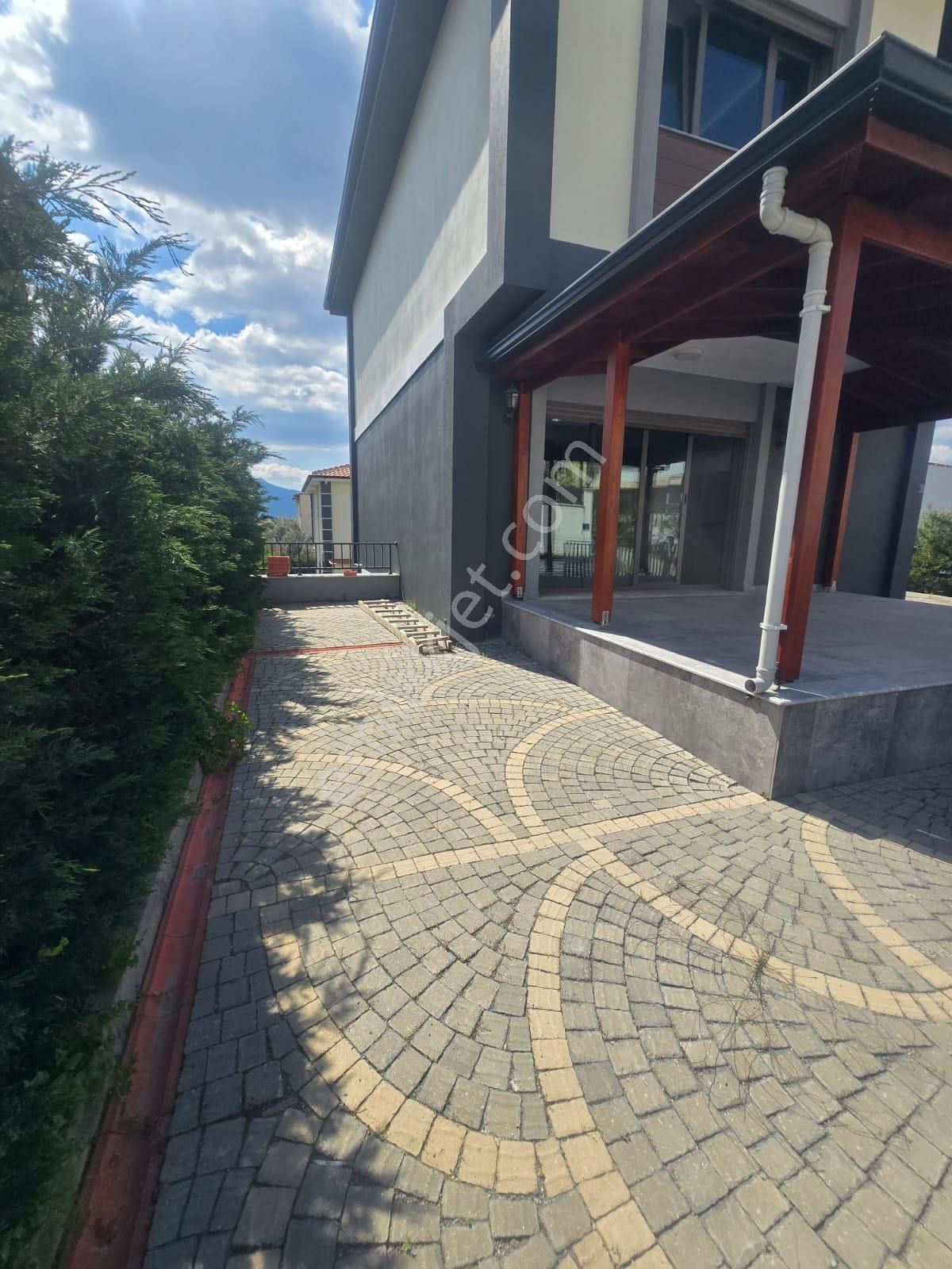 "soğucak’ta 305 M² Arsa İçinde, Konforlu Ve Müstakil 4+2 Villa" 🌟 - Görsel 4
