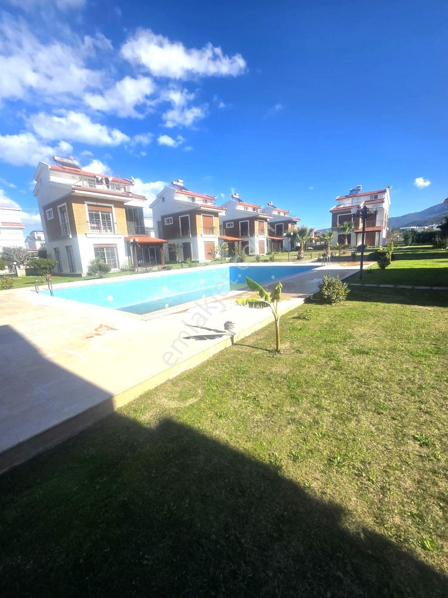 Denize 800 Metre 4+1 Tek Müstakil Villa - Görsel 5