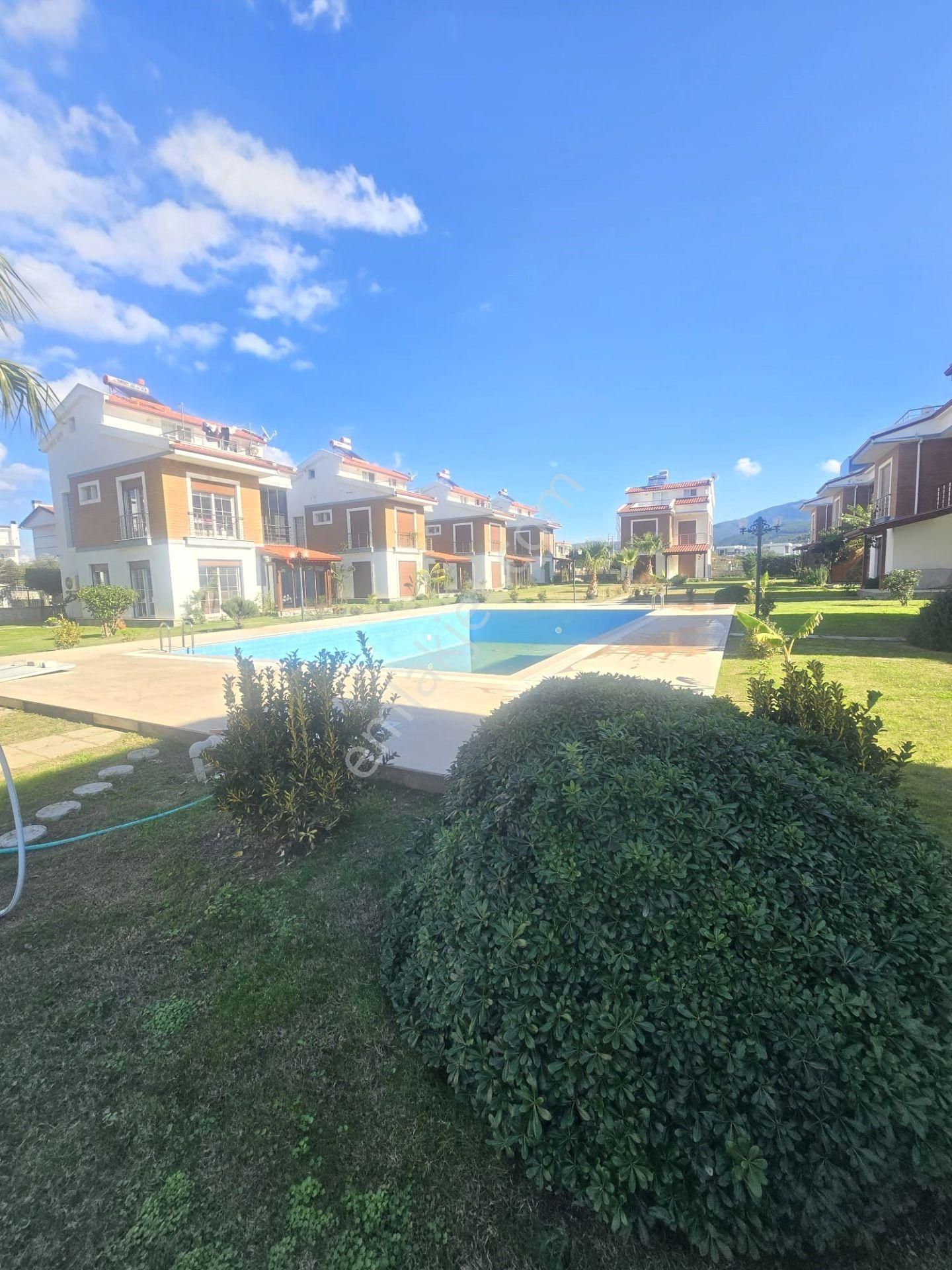 Denize 800 Metre 4+1 Tek Müstakil Villa - Görsel 4