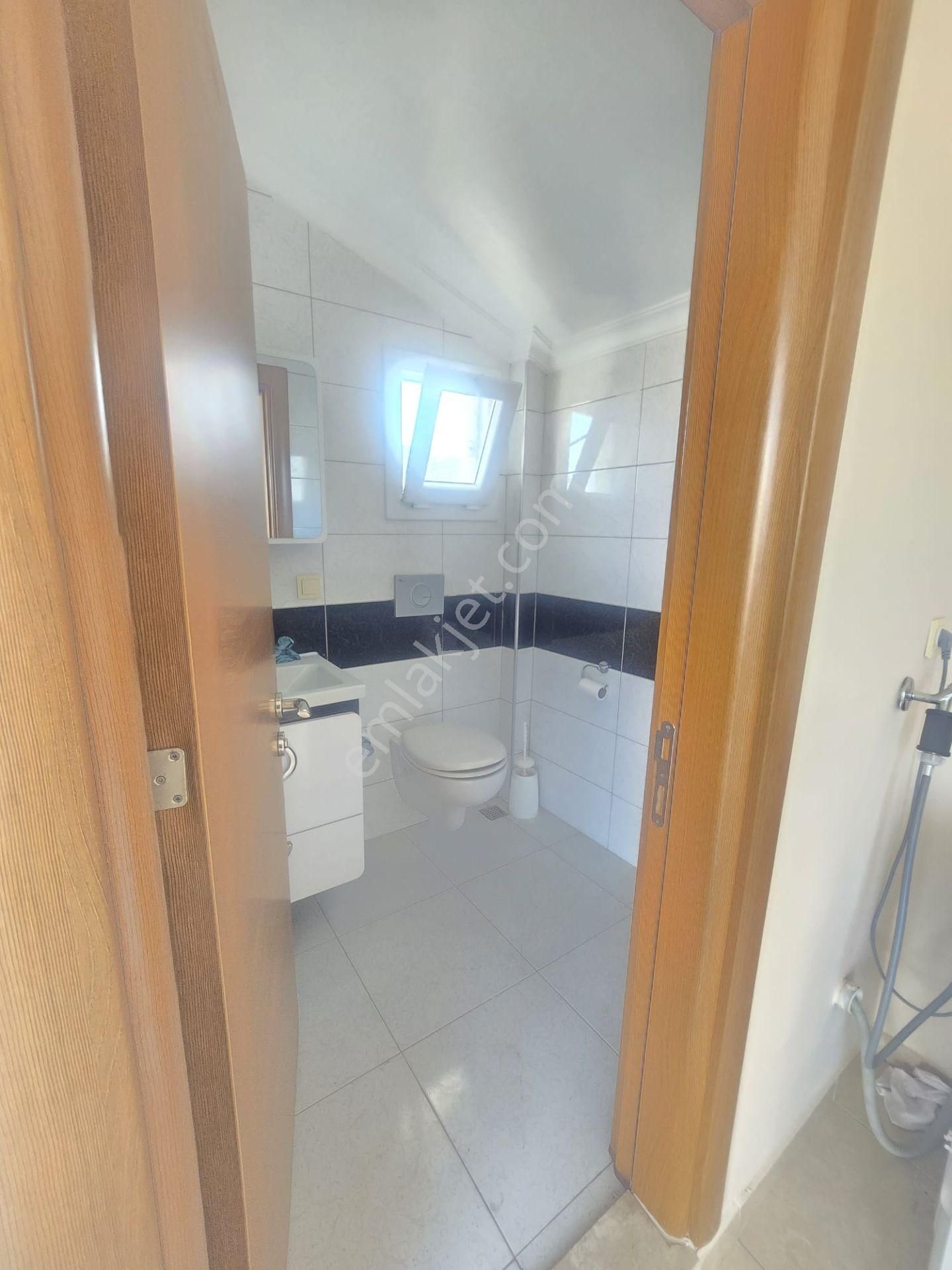 Denize 800 Metre 4+1 Tek Müstakil Villa - Görsel 26