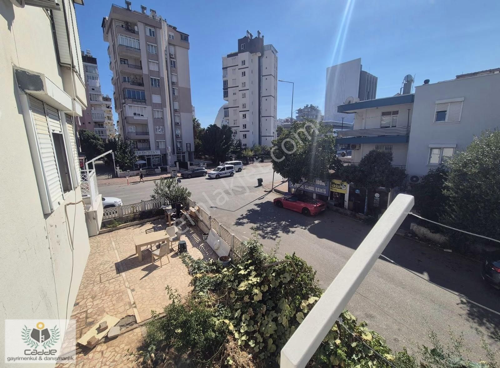 Sahil'e Birkaç Adım Mesafede Ayrı Mutfaklı 3+1 Kiralık Daire - Görsel 12