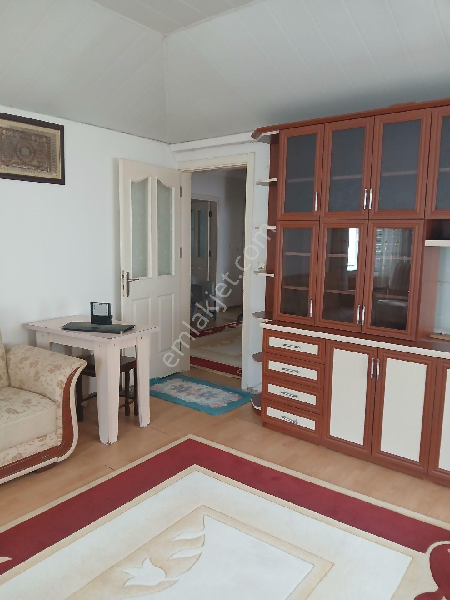 Devlet Hastanesi Altı Çağlayan Mah.de Bim Market Altında 3+1eşyalı 3. Kat - Görsel 15