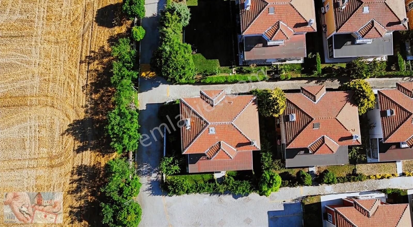 Site İçerisinde Satılık Havuzlu 7+2 Villa - Görsel 8