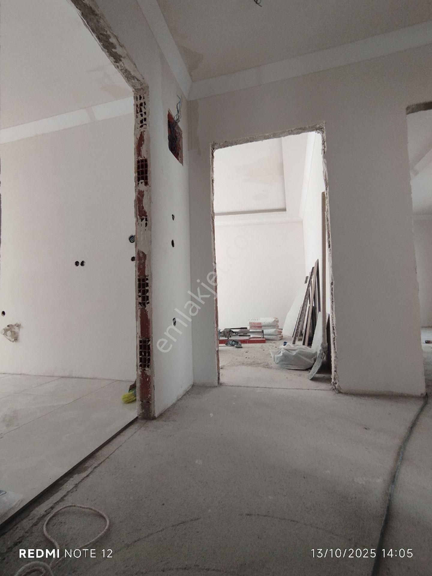 Çelik Yapı Gayrimenkul Den Ya Komple Yada Tek Tek Satılık - Görsel 35