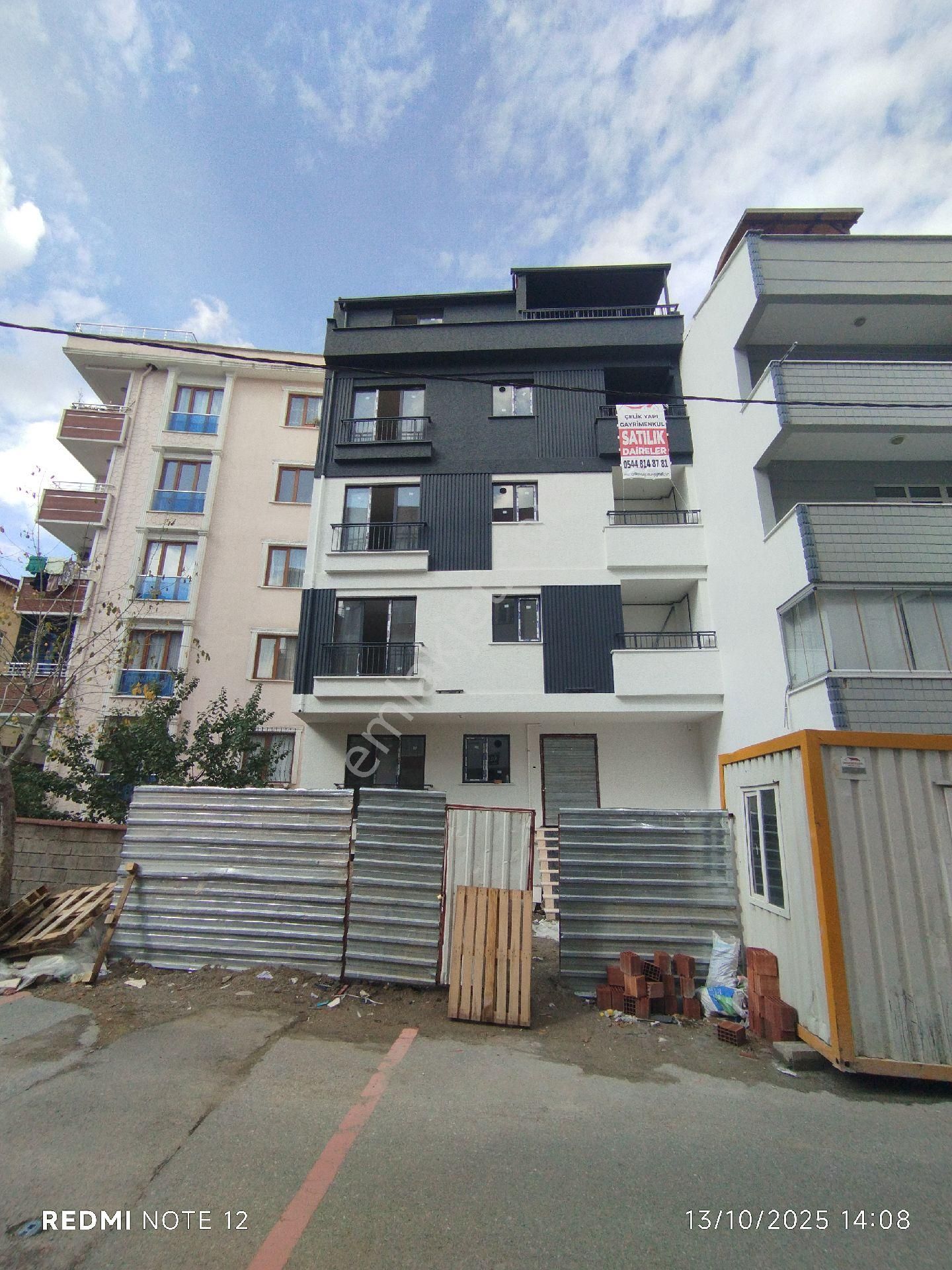 Çelik Yapı Gayrimenkul Den Ya Komple Yada Tek Tek Satılık - Görsel 7