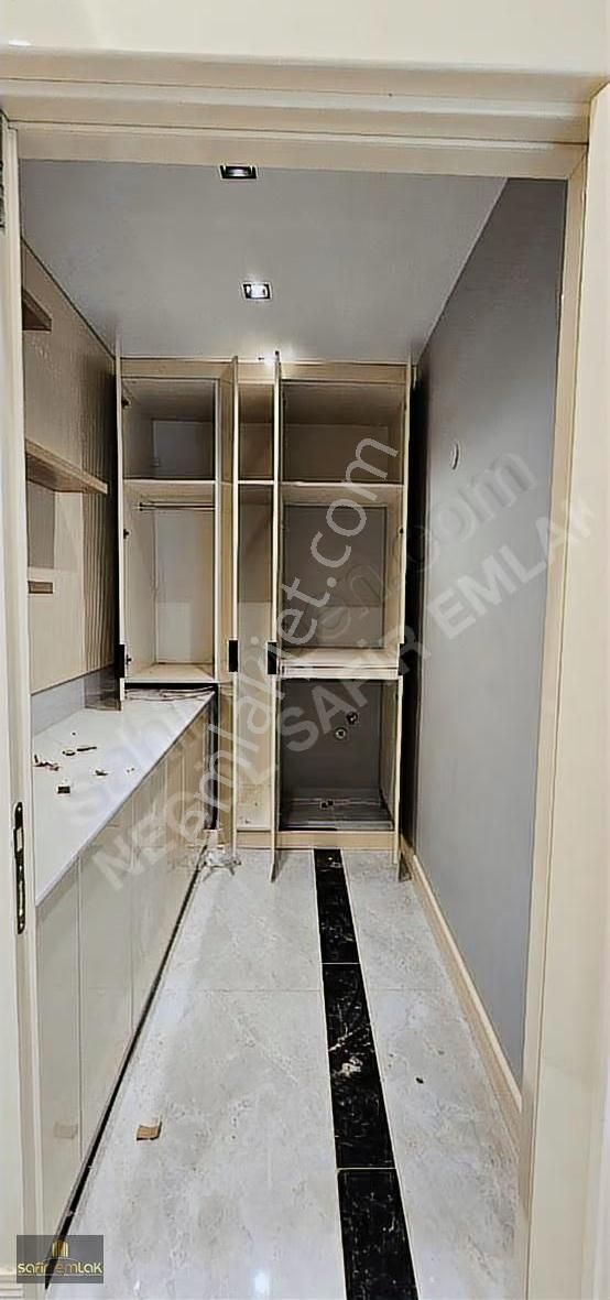 Akhisar'da Saray Lükslüğünde Satılık Üç Katlı Villalar - Görsel 11