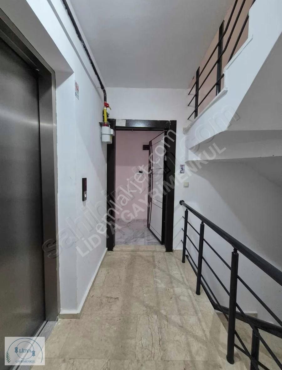 Çınarcık Merkeze 5 Dk Sıfır İskanlı Binada Ara Kat Hazır 2+1 - Görsel 23