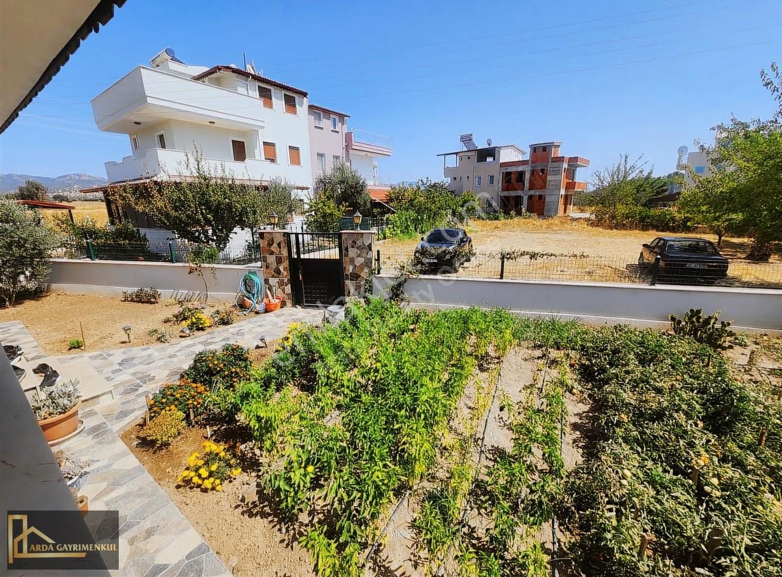 Dikili Salihleraltı Töyko Sitesi Özel Yapım Villa 3+1 309 M2 - Görsel 5