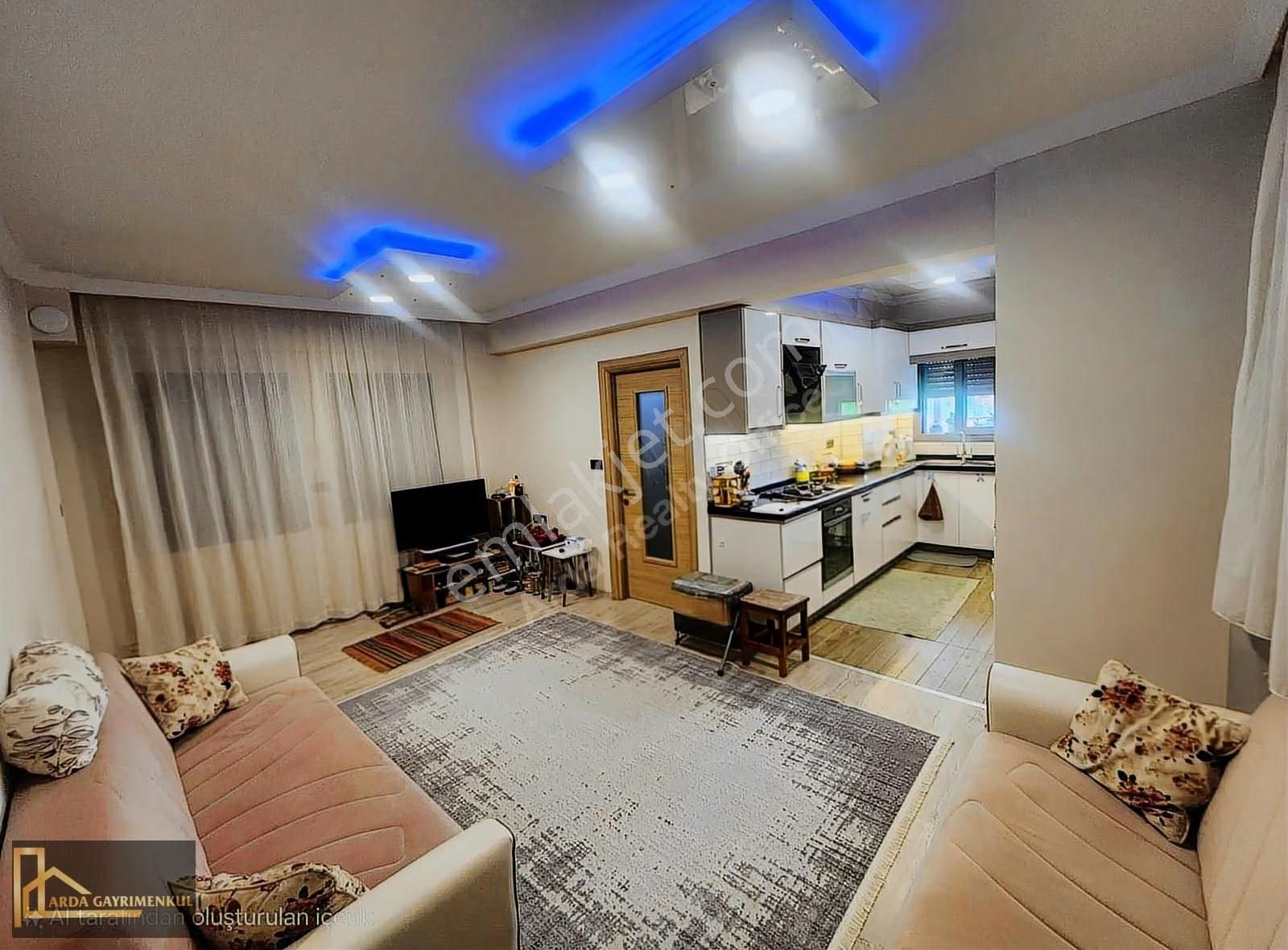 Dikili Salihleraltı Töyko Sitesi Özel Yapım Villa 3+1 309 M2 - Görsel 35