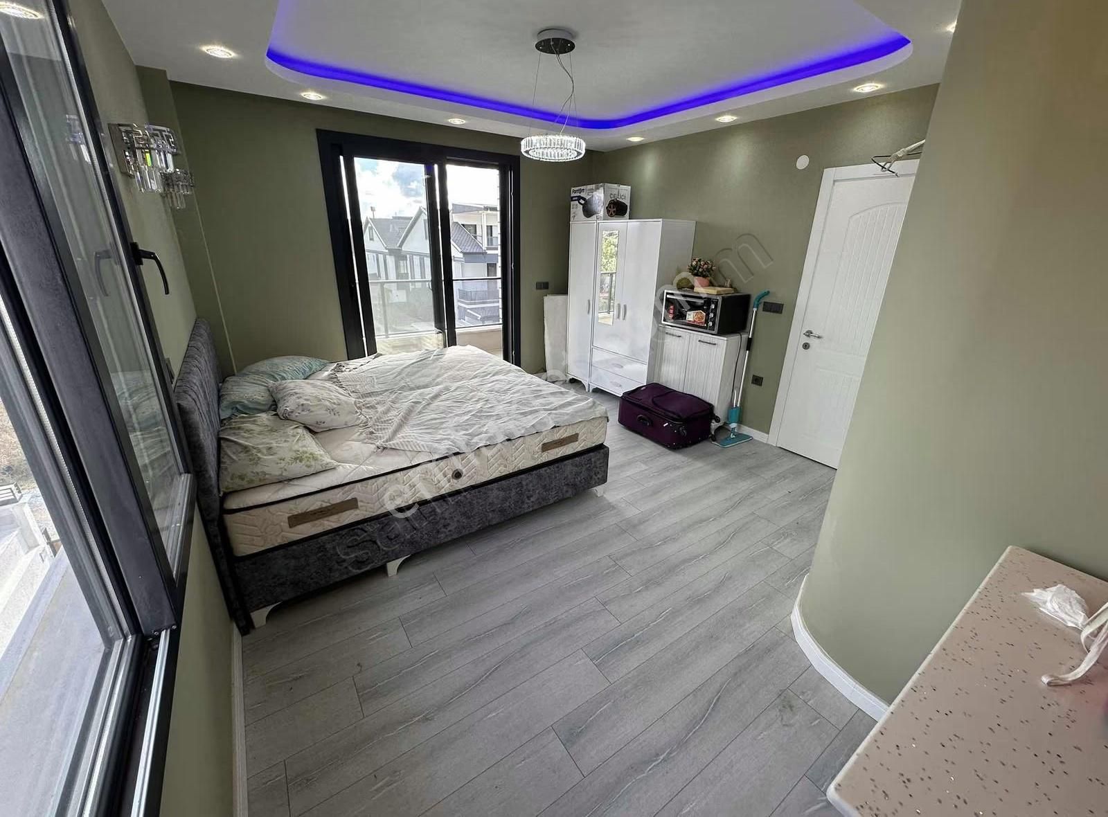 Didim'de Tam Müstakil Tadinda 3+1 Ön Cephe Villa - Görsel 8