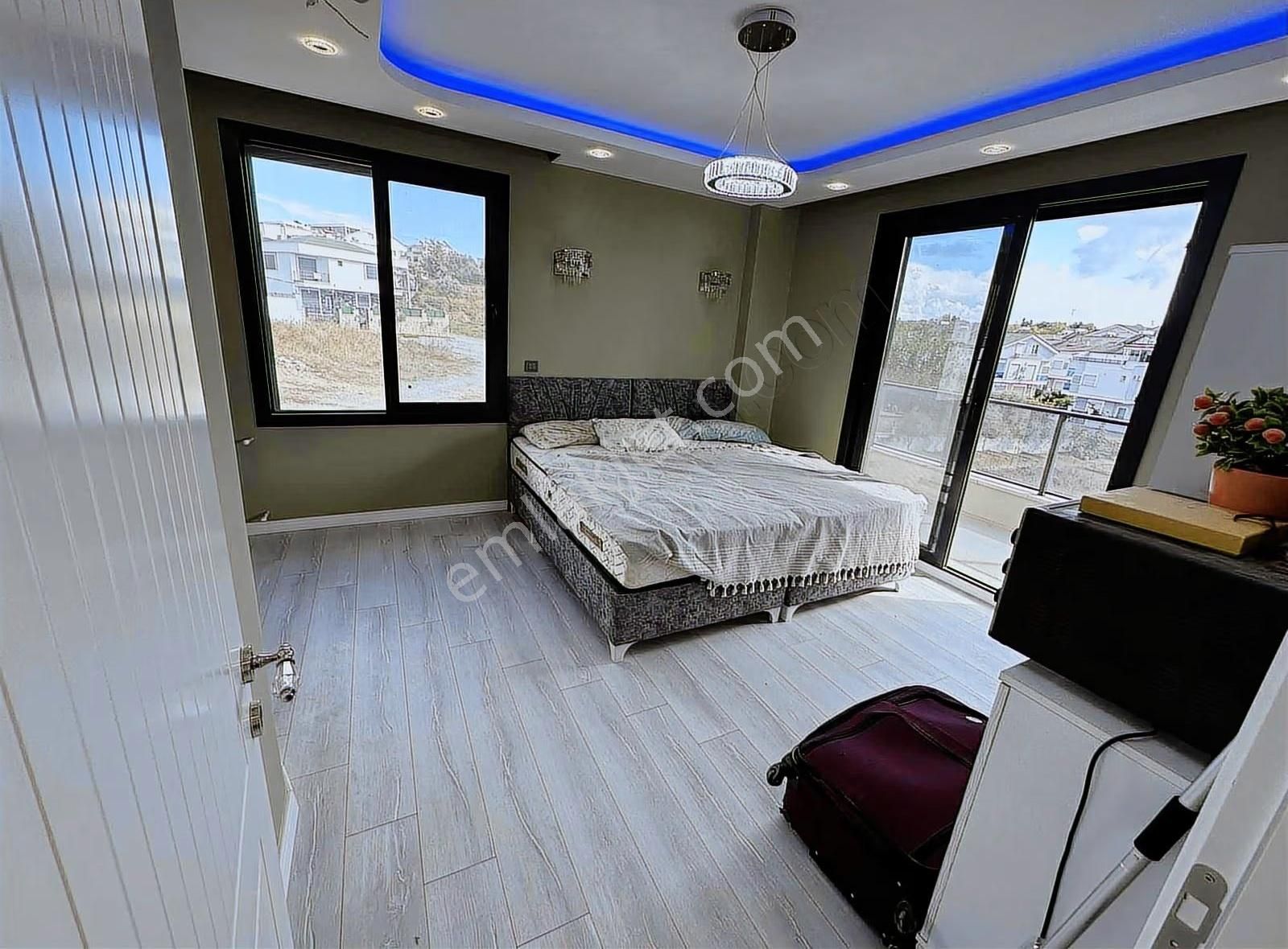 Didim'de Tam Müstakil Tadinda 3+1 Ön Cephe Villa - Görsel 33