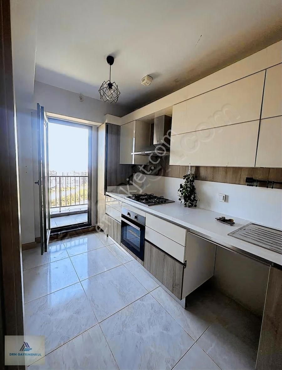 Tem Avrasya Konutları Önü Açık Boş Satılık 3+1 Daire - Görsel 17