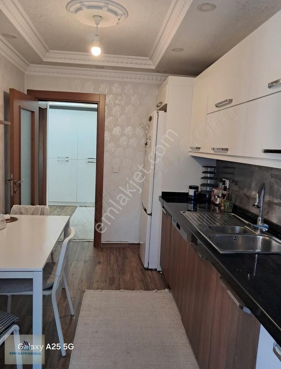 Küçükköy Panorama Sitesinde Ön Cephe Satılık 3+1 Daire - Görsel 5