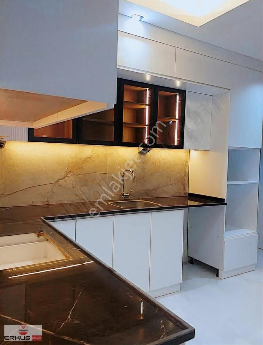 Erkuş Tan 1200 Evler Harika Konumda Lüks 3+1 Arakat