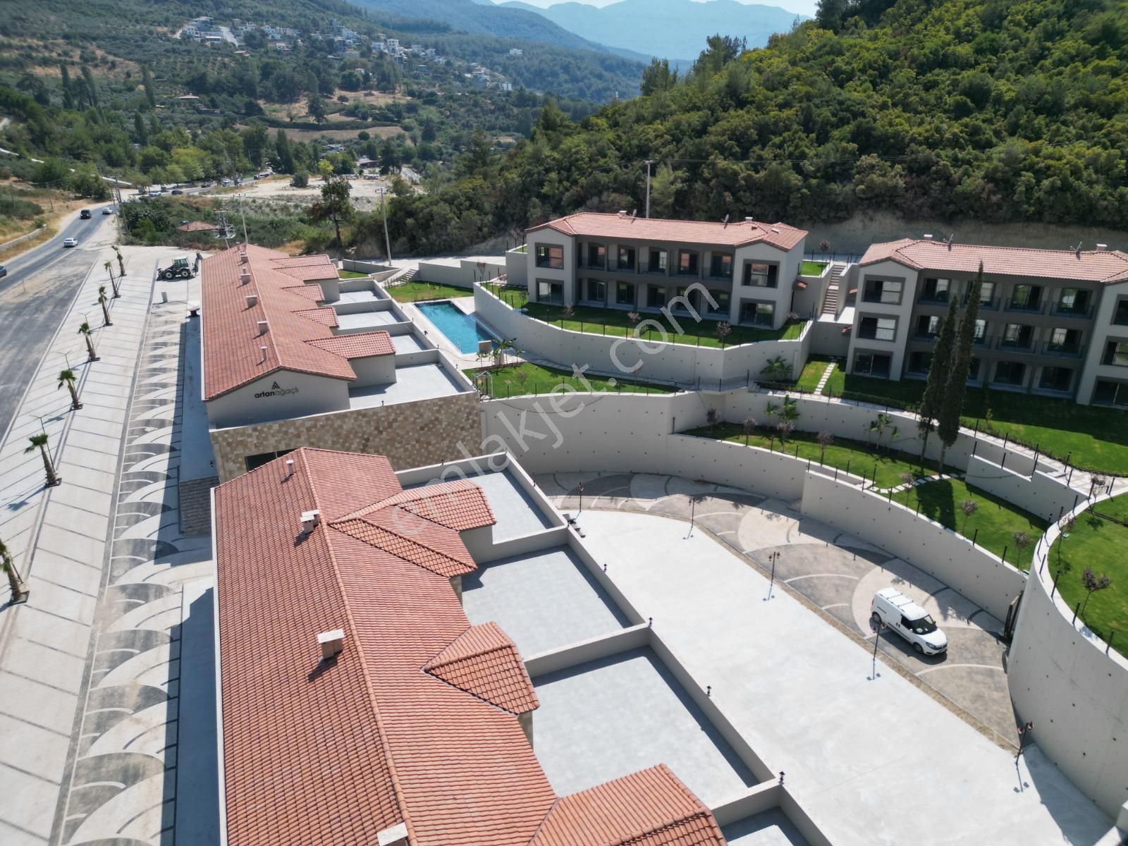 Söke’de Oturuma Ha Zır Satılık Havuzlu 2+1 Daire - Görsel 11