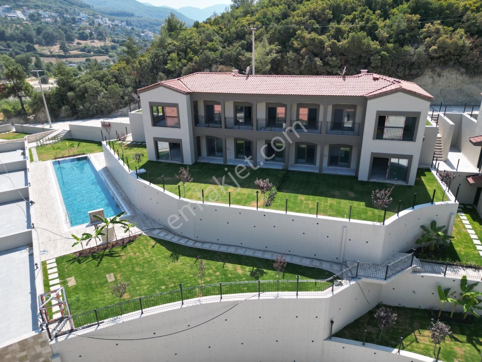 Söke’de Oturuma Ha Zır Satılık Havuzlu 2+1 Daire - Görsel 24