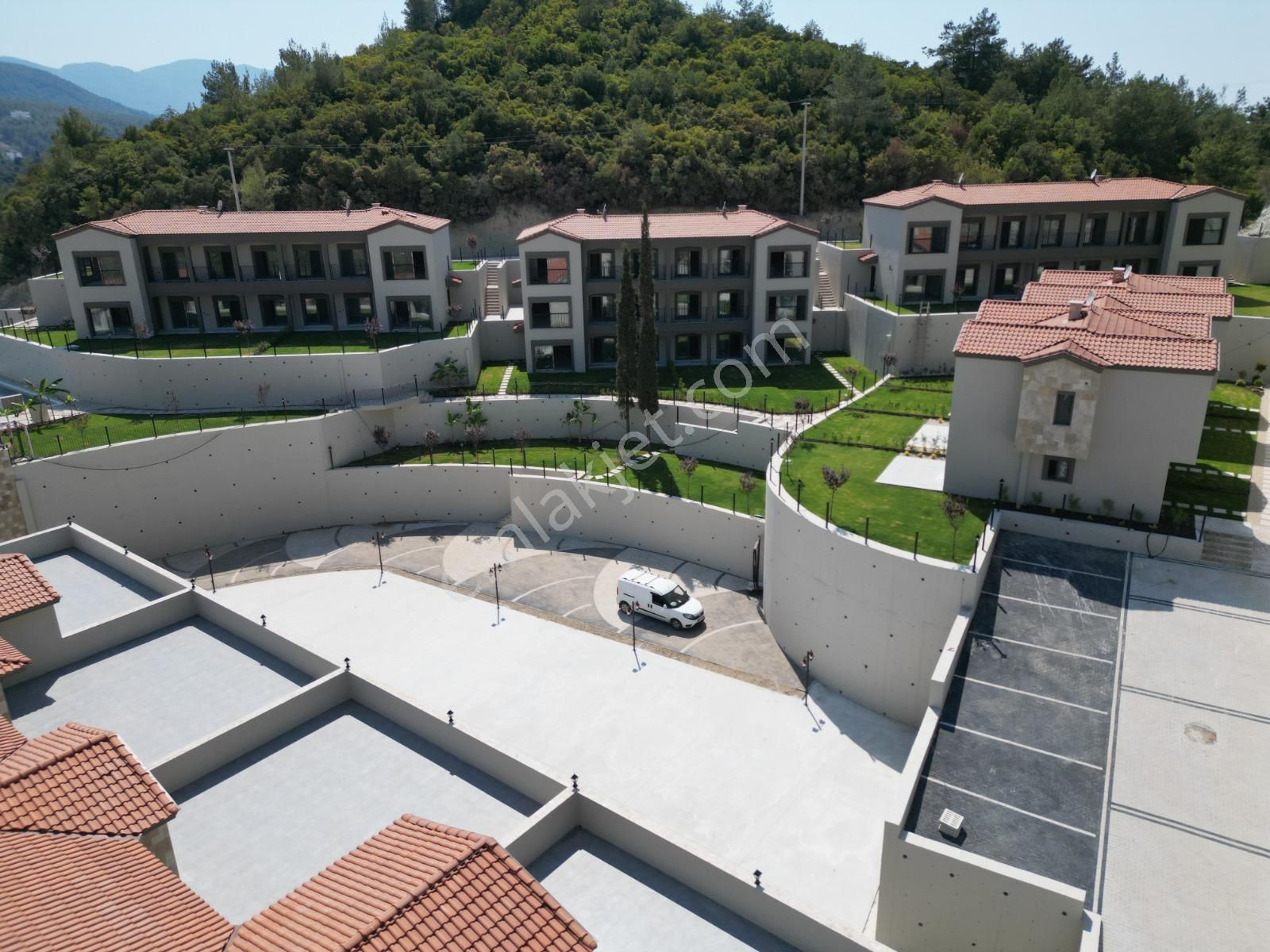 Söke’de Oturuma Ha Zır Satılık Havuzlu 2+1 Daire - Görsel 10