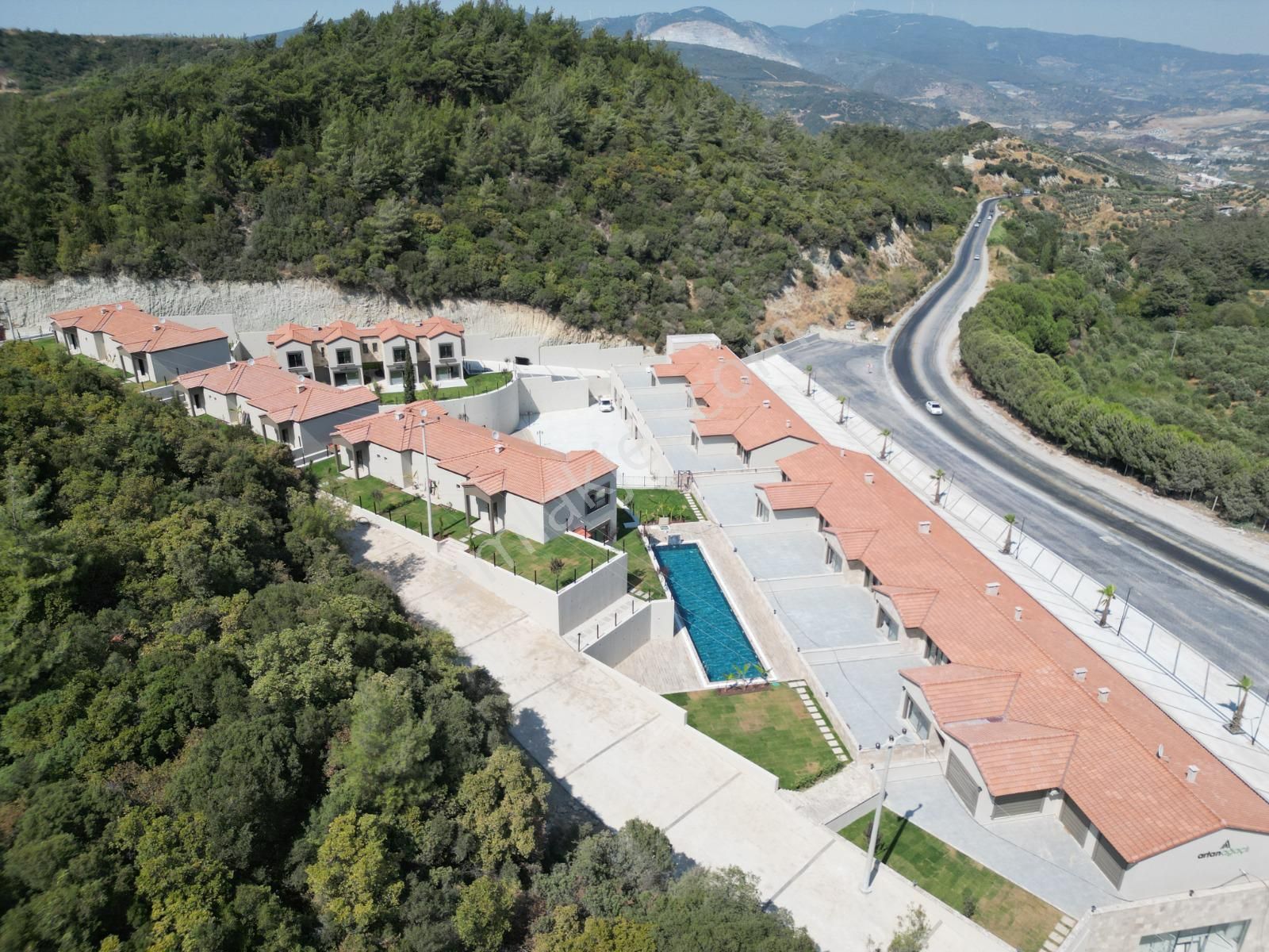 Söke’de Oturuma Ha Zır Satılık Havuzlu 2+1 Daire - Görsel 32