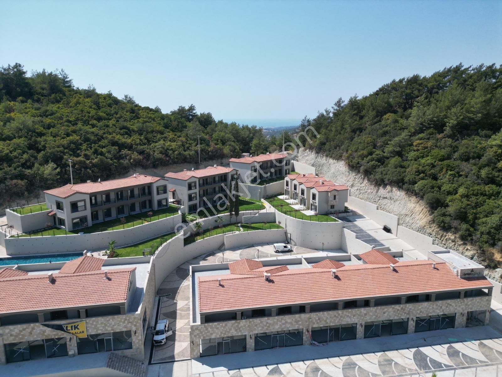 Söke’de Oturuma Ha Zır Satılık Havuzlu 2+1 Daire - Görsel 16