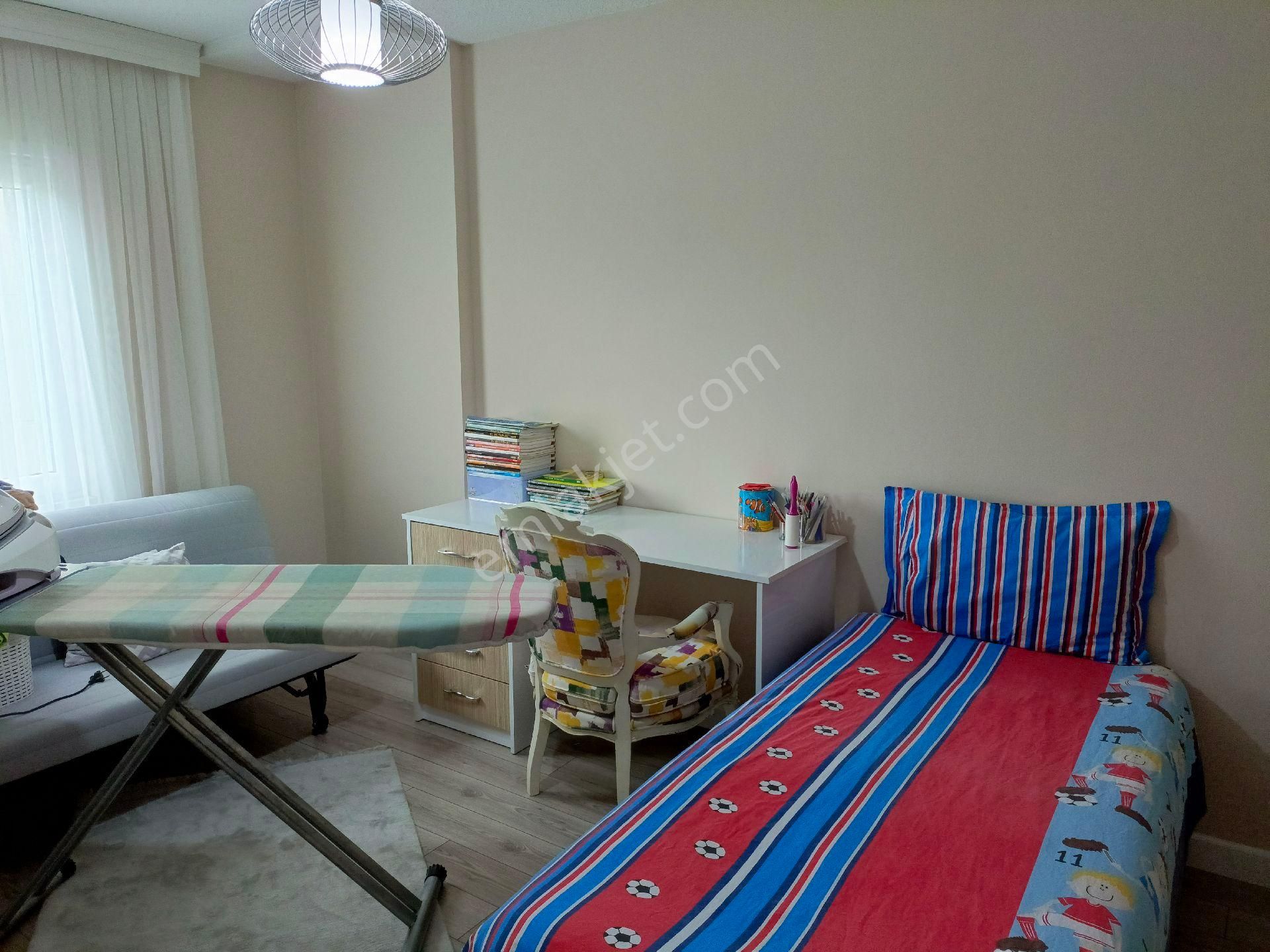 Küçükçekmece Halkalı Atakent 3 Etapta Full+ful Tadilatı 3+1 Satılık - Görsel 17