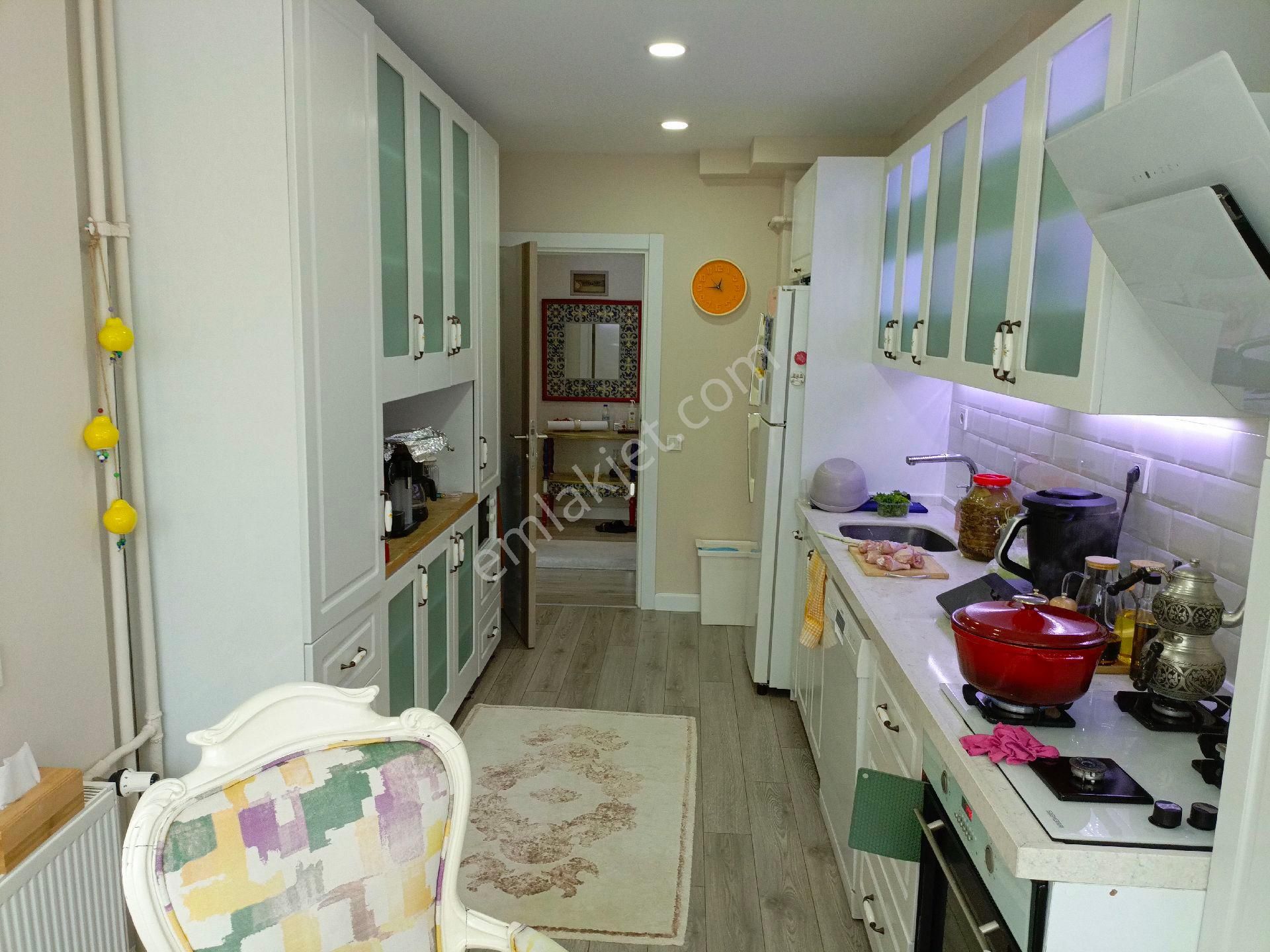 Küçükçekmece Halkalı Atakent 3 Etapta Full+ful Tadilatı 3+1 Satılık - Görsel 33