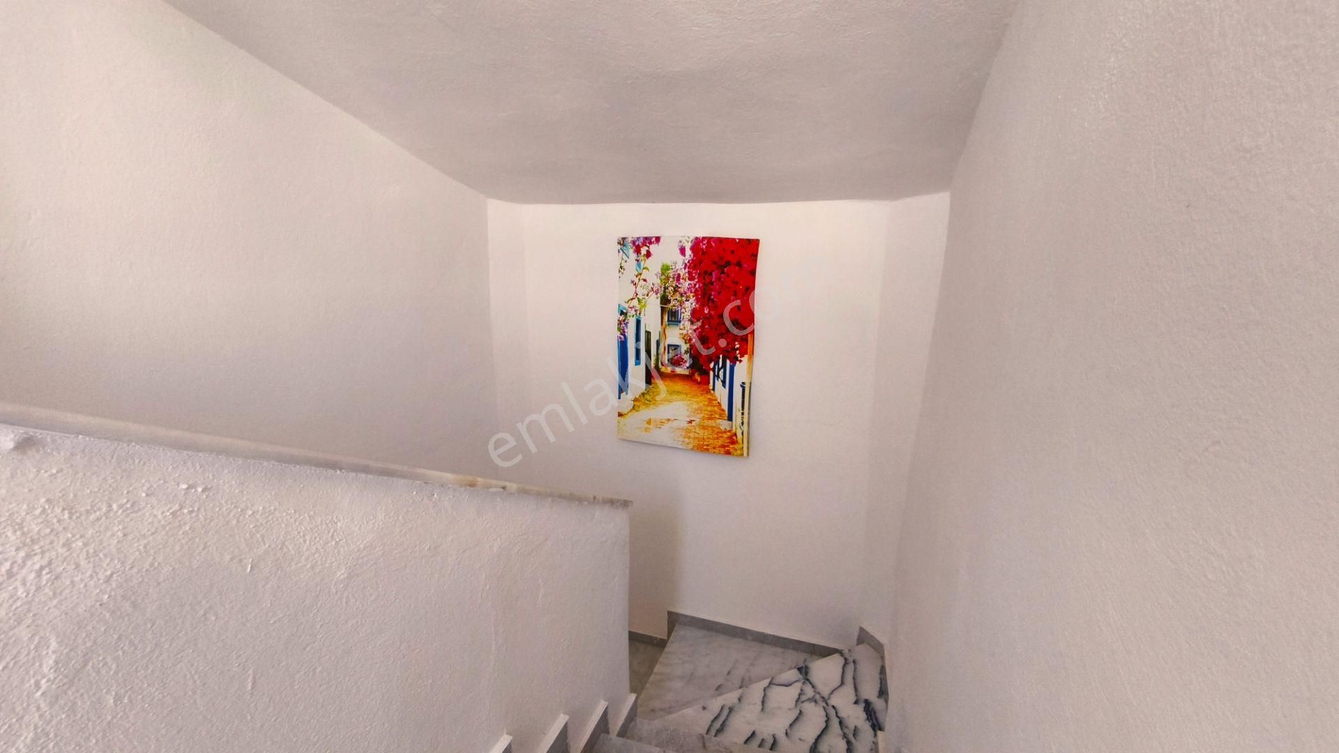 Bodrum Yalıkavakta Deniz Manzaralı Kiralık Dubleks Villa - Görsel 13