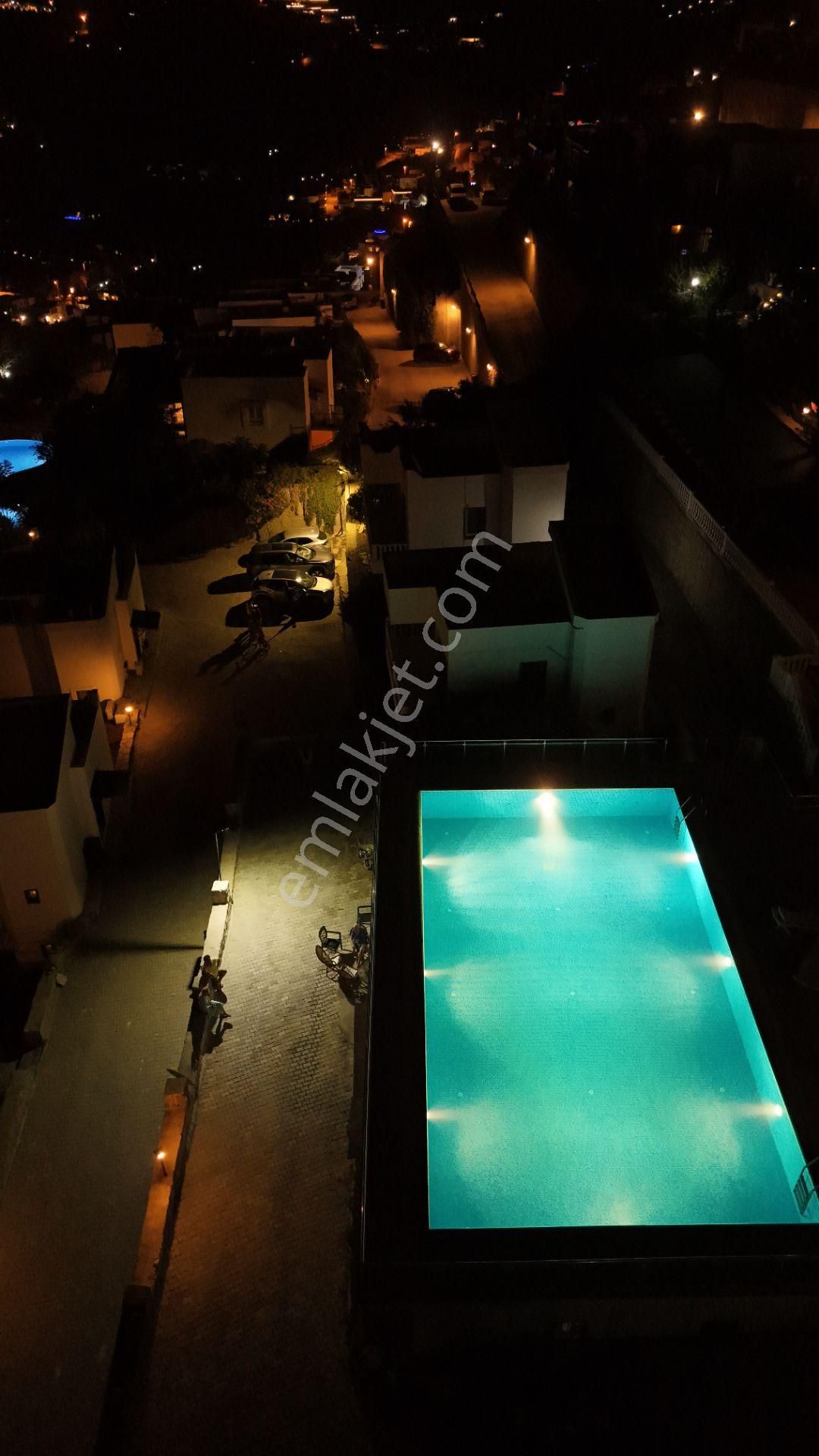 Bodrum Yalıkavakta Deniz Manzaralı Kiralık Dubleks Villa - Görsel 27