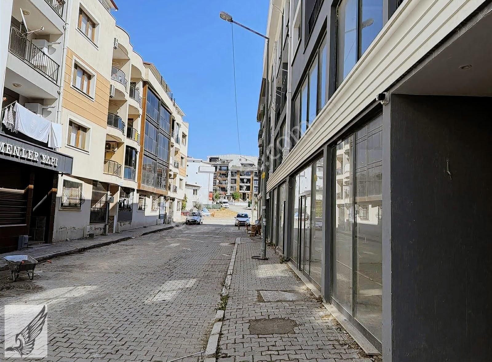 Pazar Yerine Yakın Ön Cephe Tüm Cephesi Açık 2+1 Daire