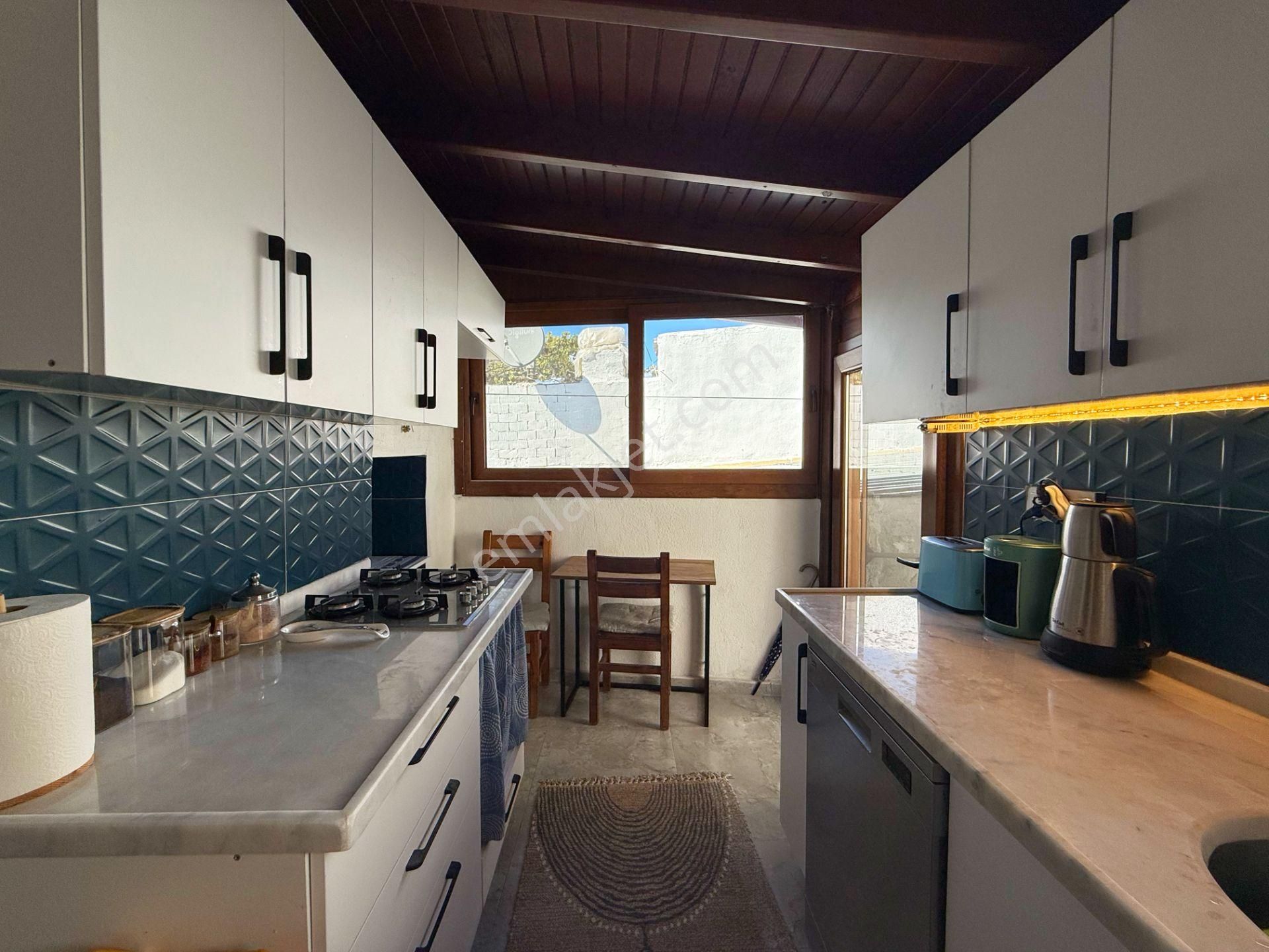 Yazı Köy’de Avlulu Otantik 1+1 Taş Ev - Kısa Süreli Kiralama Yatırımına Uygun - Görsel 22