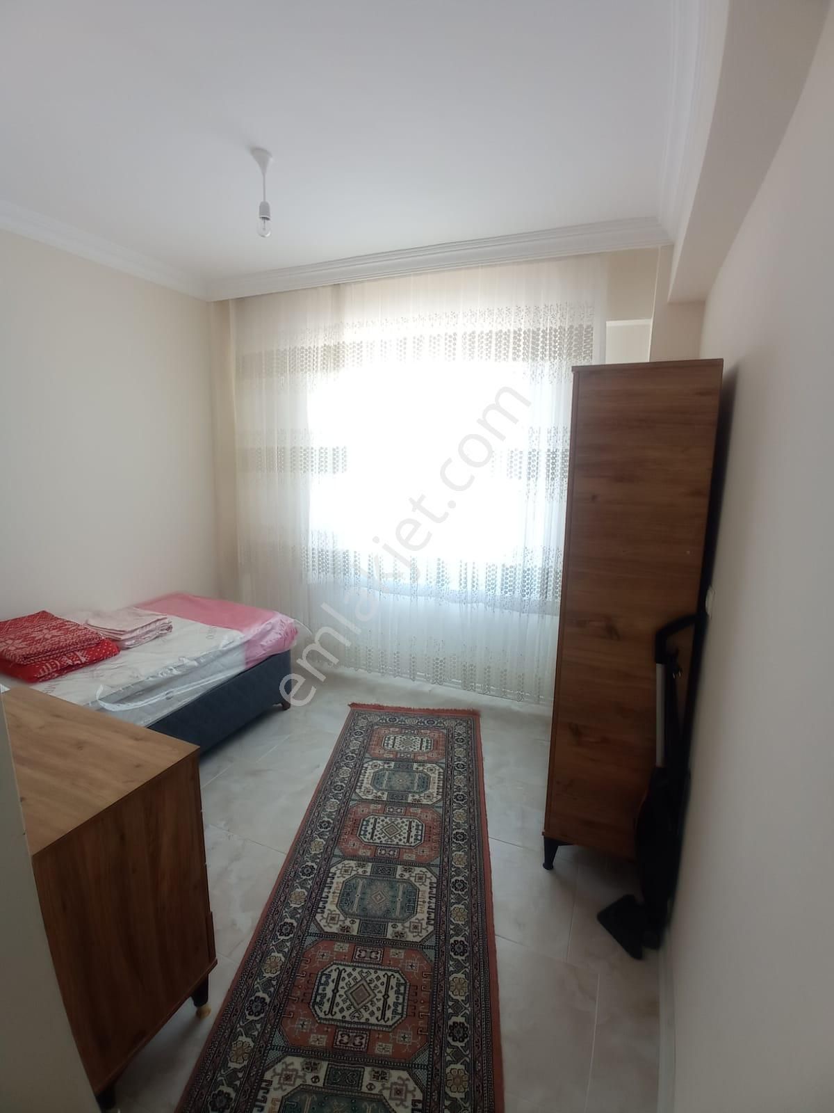 Toros Mah.hastane Ye Çok Yakın A Blokta Kat 1 D.6 Da Sıfır Eşyalı 1+1 - Görsel 12