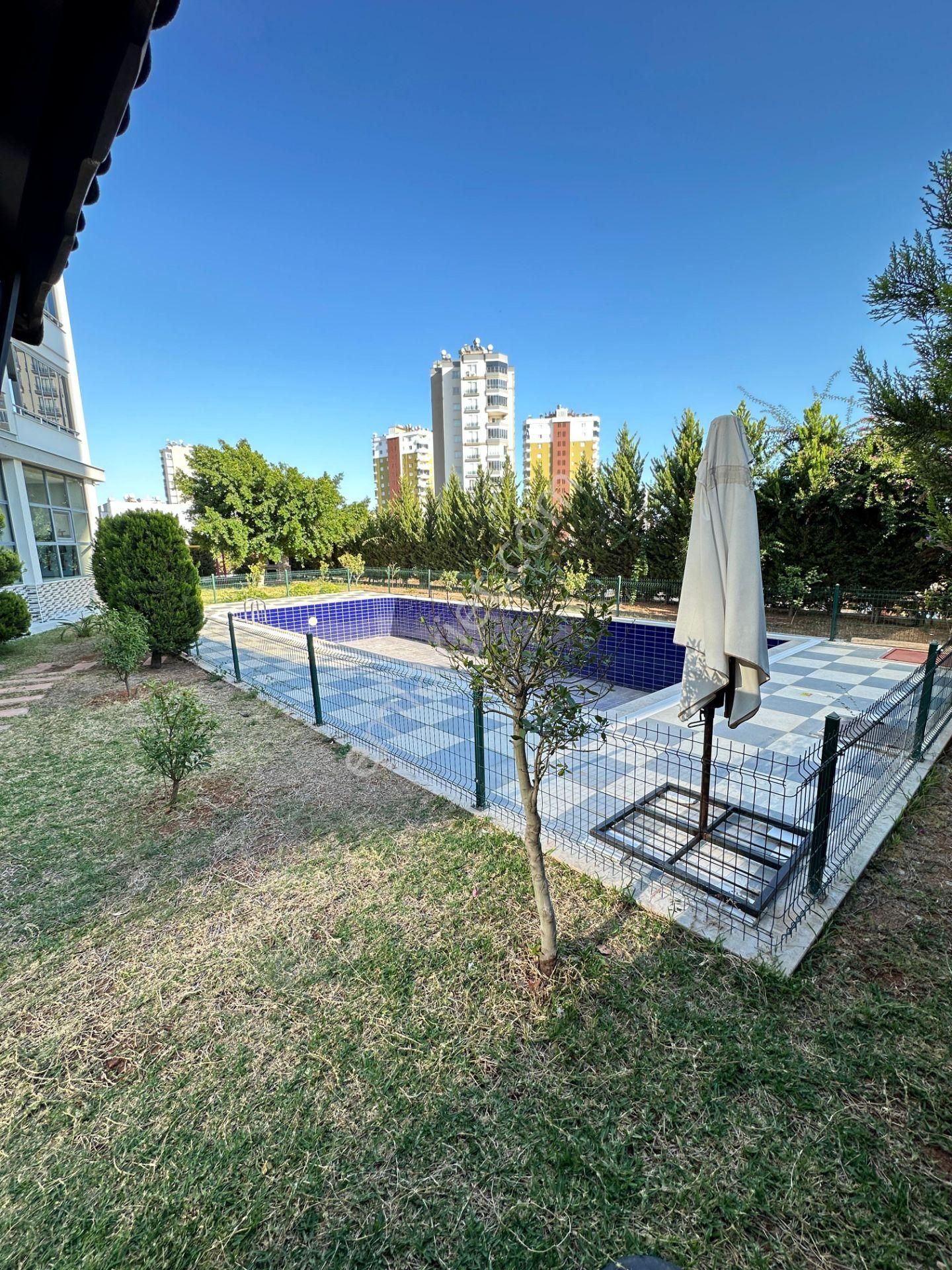 Harika Lokasyonda Bulunan Ultra Lüx Site İçi Dairemiz - Görsel 34